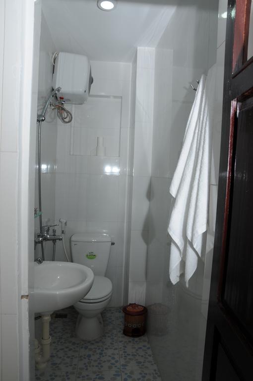 Bien Khoi Mini Hotel Хюэ Экстерьер фото